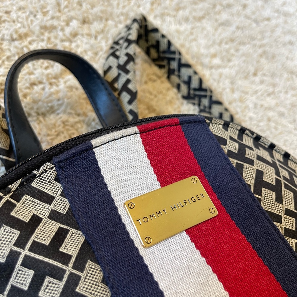 Tommy Hilfiger Backpack - Picture 3 of 5